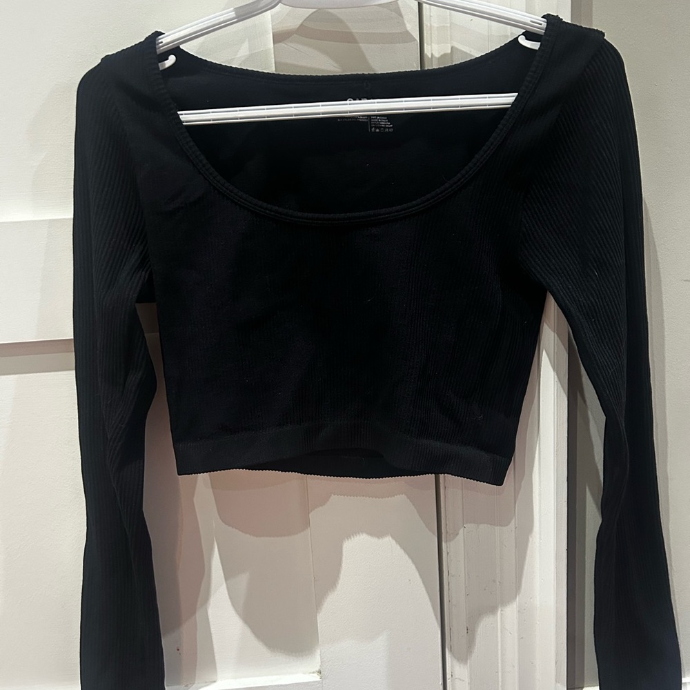 garage black ribbed long sleeve top